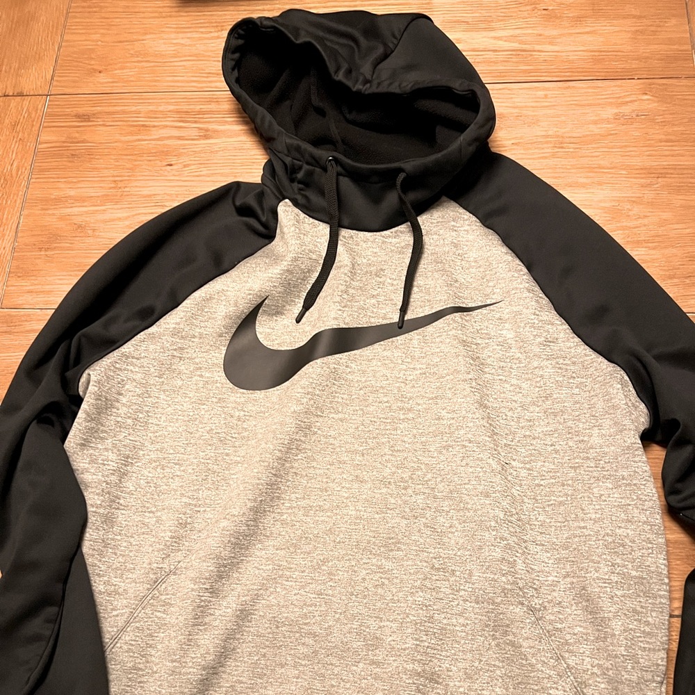 XL Black & Gray Nike Dry Fit Hoodie